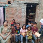 कांग्रेस महिला प्रदेश सचिव रिया कुमारी ने प्राथमिक विद्यालय निसूरपुर के बच्चों को कॉपी कलम का वितरण कर स्वास्थ्य कि लिया जानकारियां