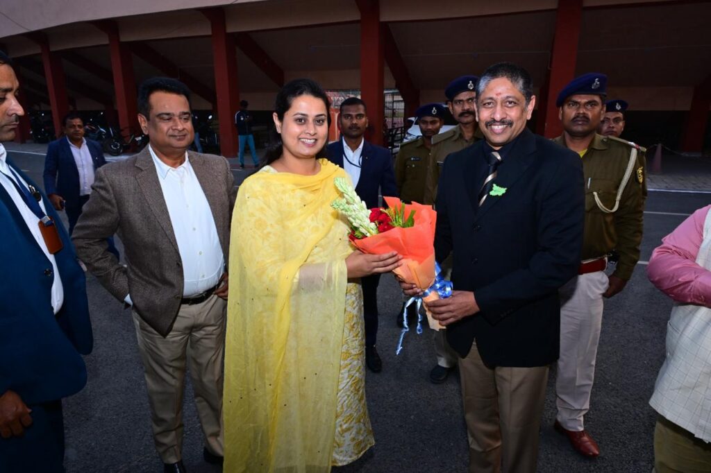 WhatsApp Image 2025-11-25 at 8.04.29 PM