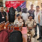 महाबोधि एक्सप्रेस से शराब तस्करी का भंडाफोड़, पेंट्रीकार के तीन संविदाकर्मी गिरफ्तार